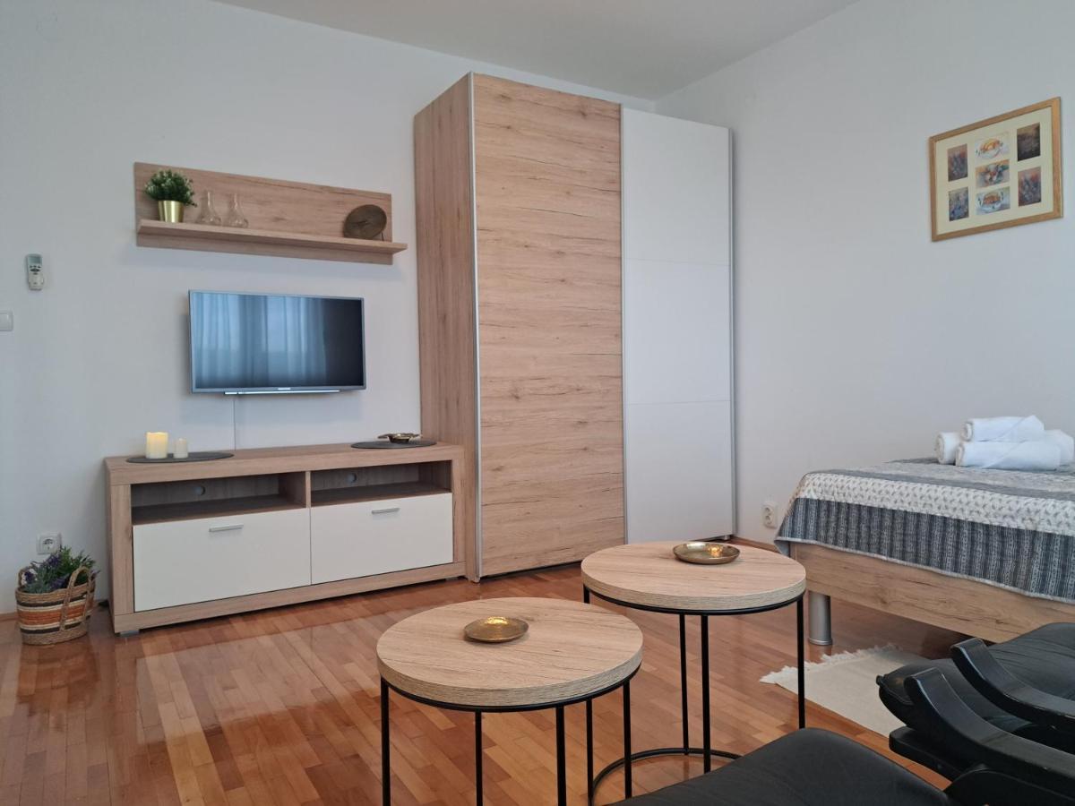 Apartman Dida Jakov 普利莫顿 外观 照片